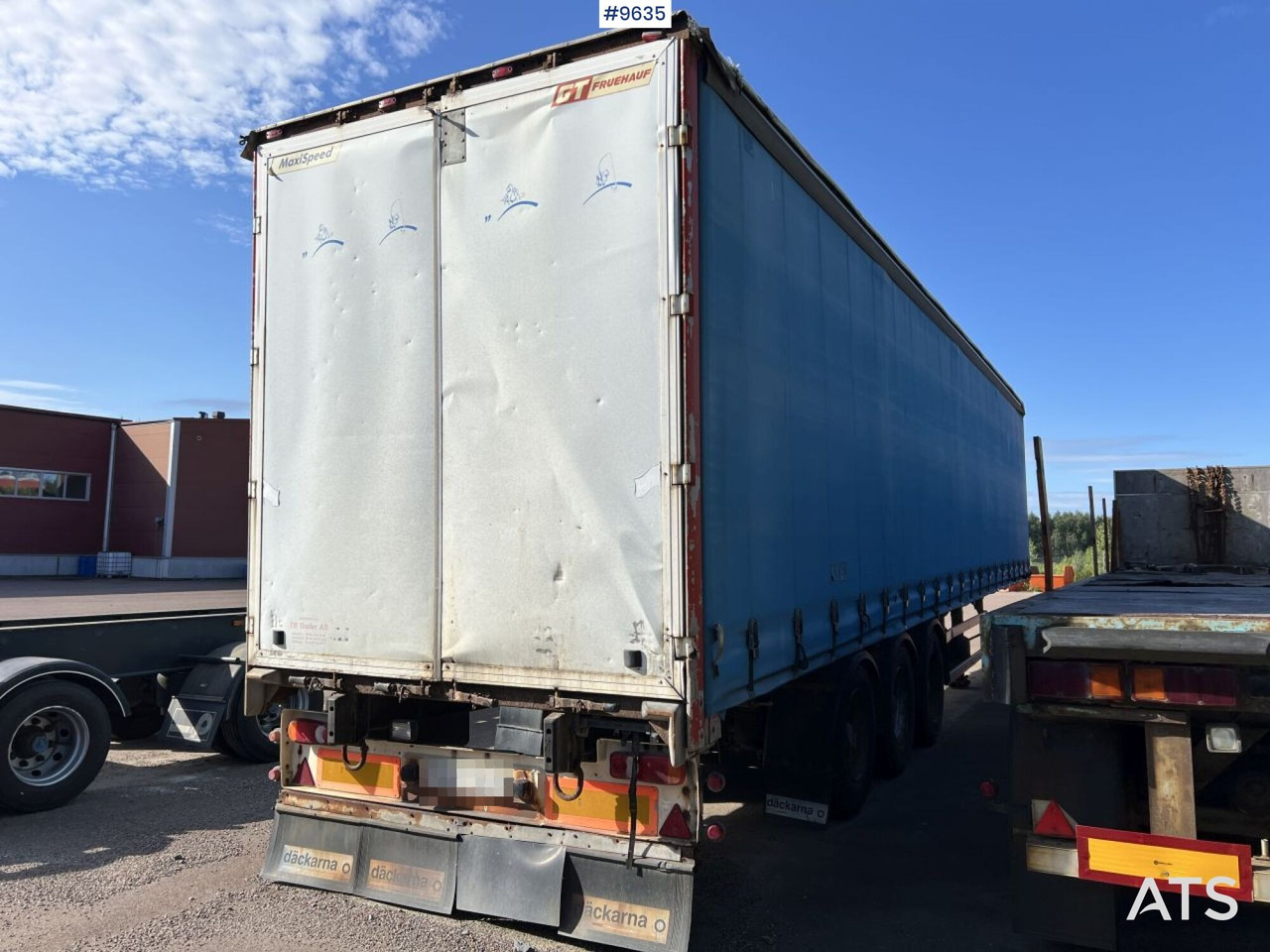 Chapel trailer Fruehauf SS136/P3S - Tenta puspiekabe: foto 4 Chapel trailer Fruehauf SS136/P3S - Tenta puspiekabe: foto 4