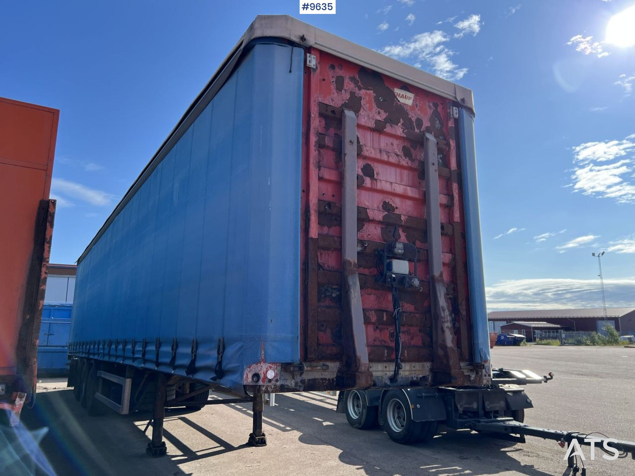 Chapel trailer Fruehauf SS136/P3S - Tenta puspiekabe: foto 1 Chapel trailer Fruehauf SS136/P3S - Tenta puspiekabe: foto 1
