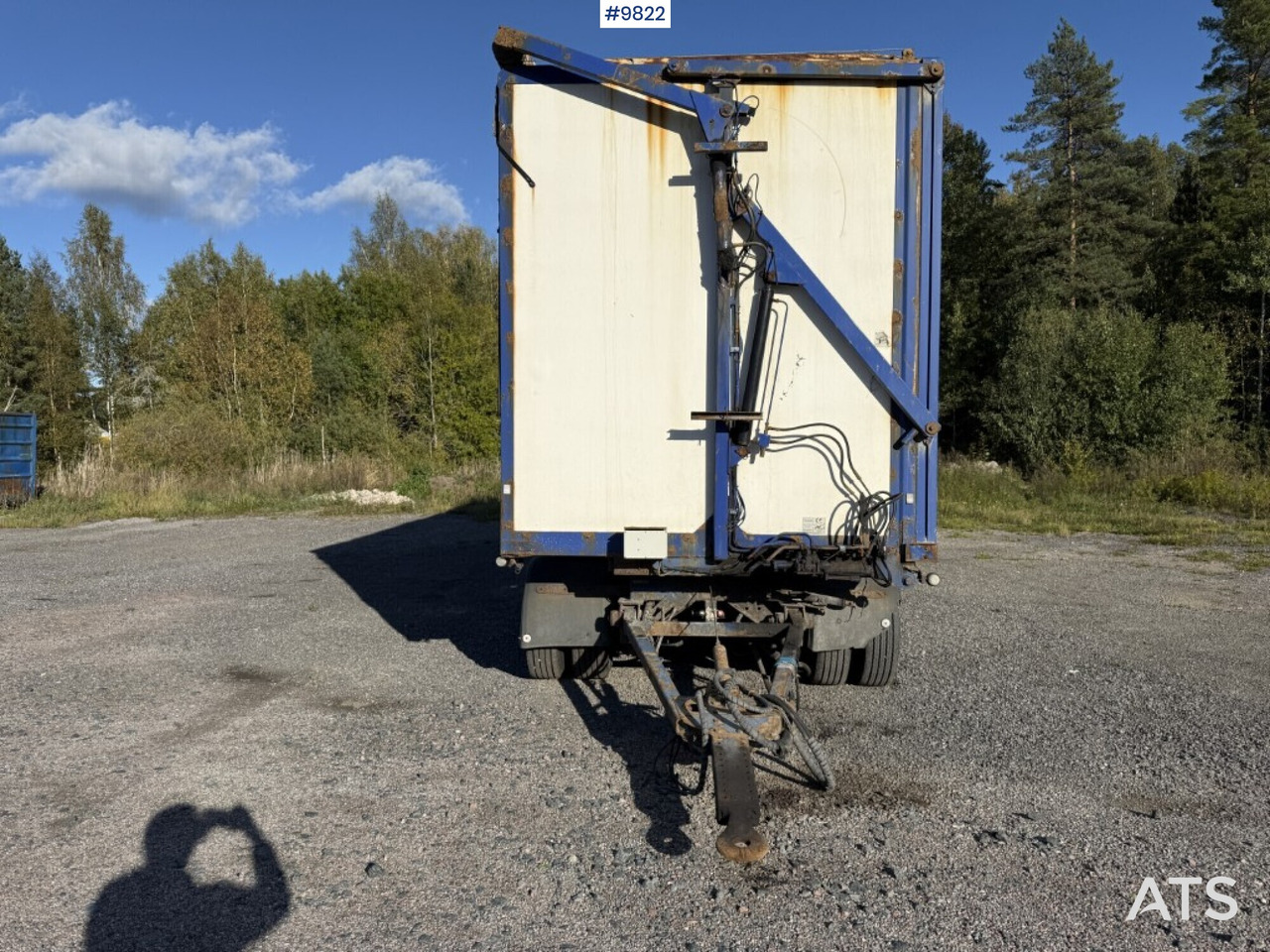 Chipper Trailer EKSJÖVAGNEN FS 18-20 - Piekabe slēgtā virsbūve: foto 5 Chipper Trailer EKSJÖVAGNEN FS 18-20 - Piekabe slēgtā virsbūve: foto 5