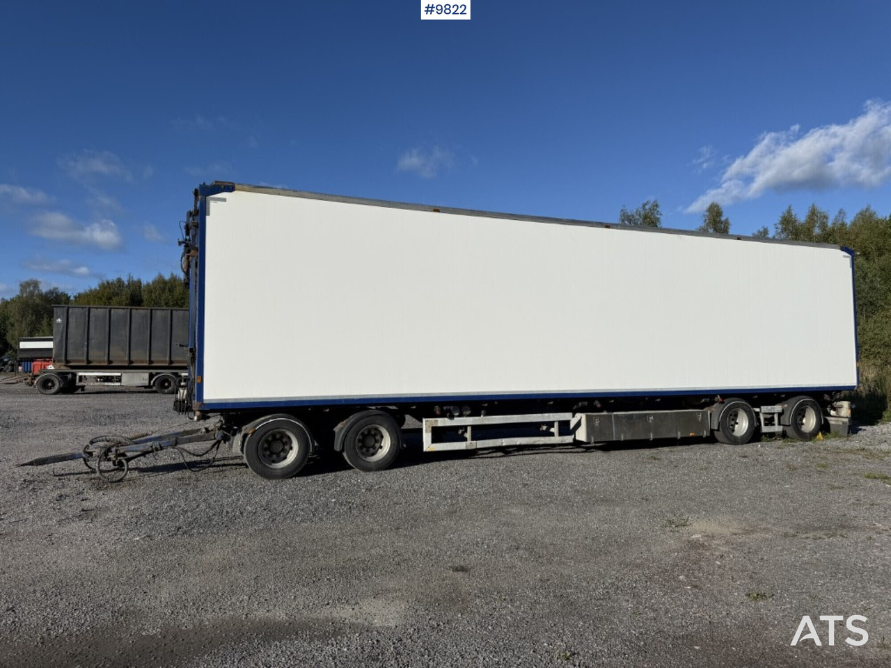 Chipper Trailer EKSJÖVAGNEN FS 18-20 - Piekabe slēgtā virsbūve: foto 3 Chipper Trailer EKSJÖVAGNEN FS 18-20 - Piekabe slēgtā virsbūve: foto 3