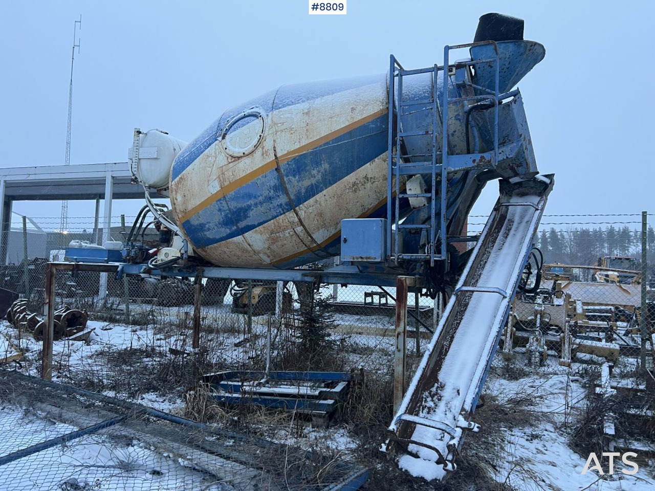 Concrete rotator 6 m3 with Laxo attachment - Maisītāja rotējošais cilindrs: foto 1 Concrete rotator 6 m3 with Laxo attachment - Maisītāja rotējošais cilindrs: foto 1