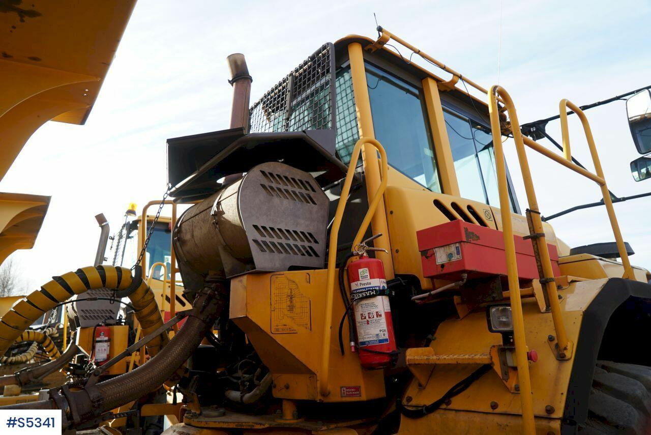 Bezceļu pašizgāzējs DUMPER Volvo A35D 6x6: foto 15