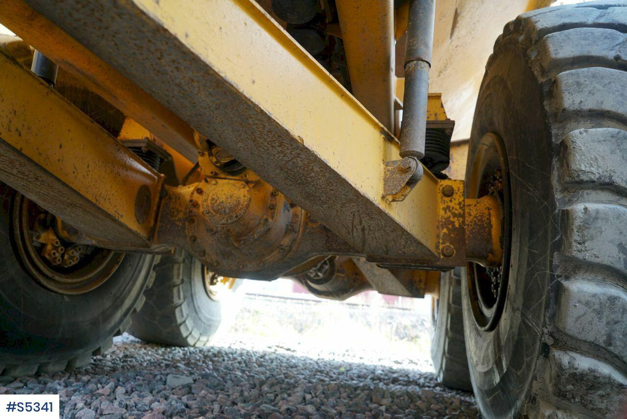 Bezceļu pašizgāzējs DUMPER Volvo A35D 6x6: foto 16