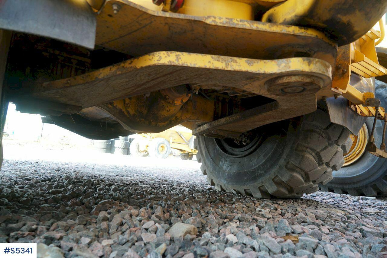 Bezceļu pašizgāzējs DUMPER Volvo A35D 6x6: foto 17