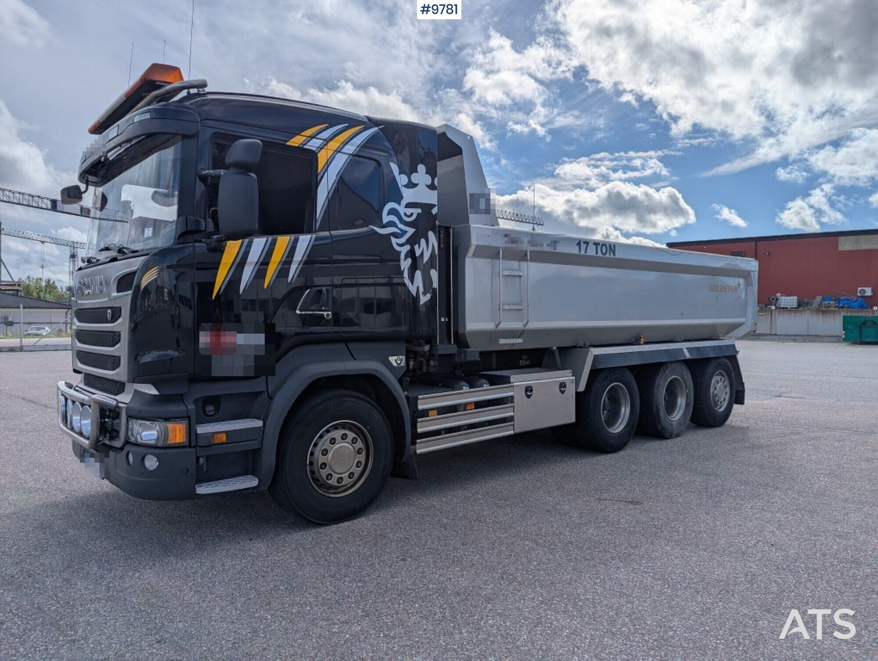 Dump truck Scania R520 8X4 - Kravas automašīna pašizgāzējs: foto 1 Dump truck Scania R520 8X4 - Kravas automašīna pašizgāzējs: foto 1