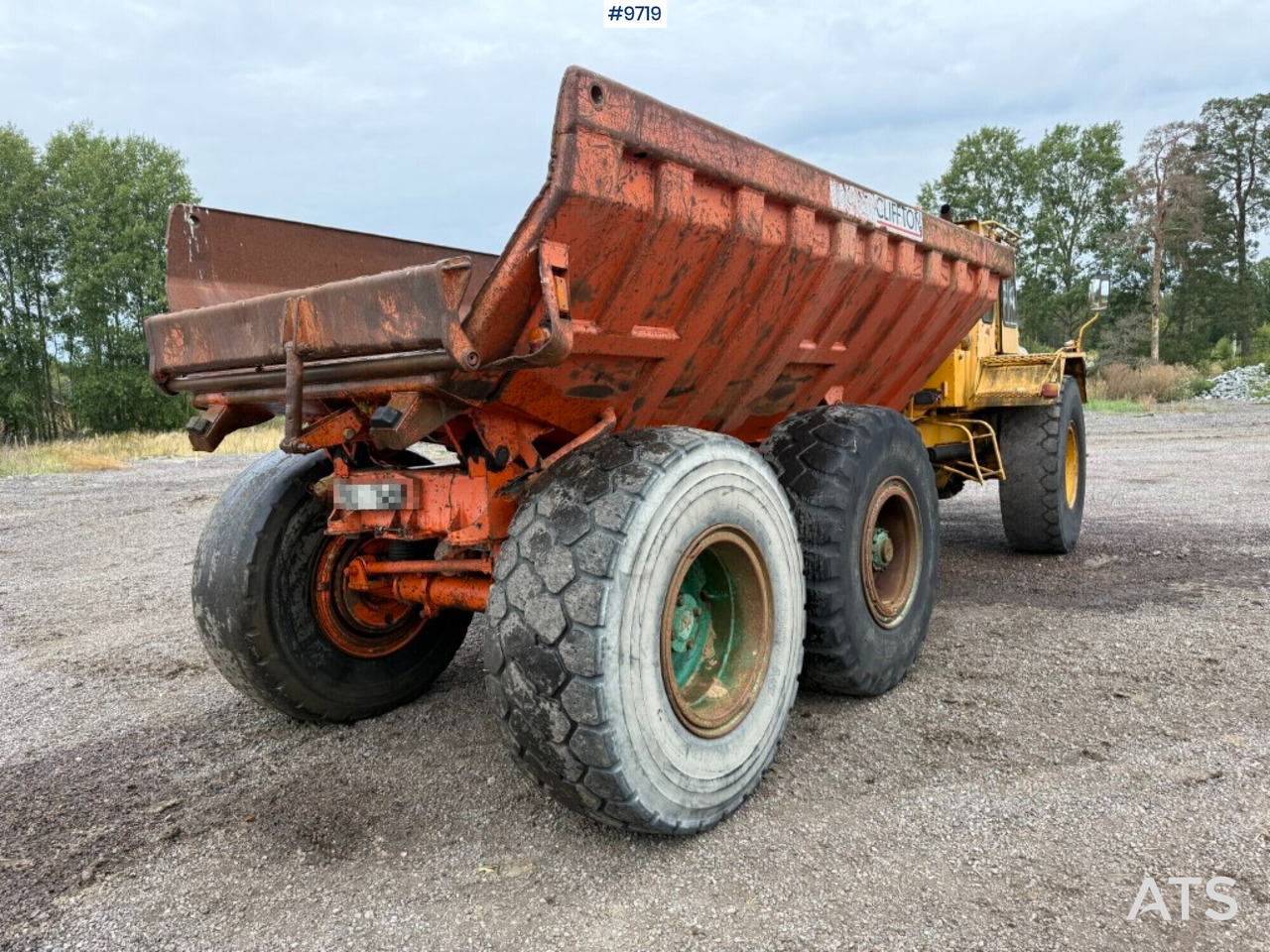Dump truck Volvo BM S 860 - Artikulētias pašizgāzējs: foto 4 Dump truck Volvo BM S 860 - Artikulētias pašizgāzējs: foto 4