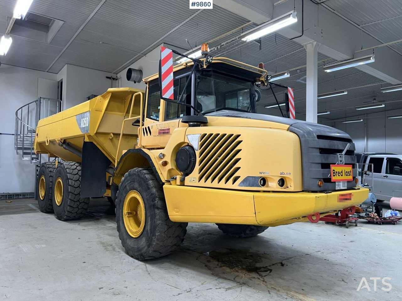 Dumper Volvo A25D 6x6 - Artikulētias pašizgāzējs: foto 1 Dumper Volvo A25D 6x6 - Artikulētias pašizgāzējs: foto 1