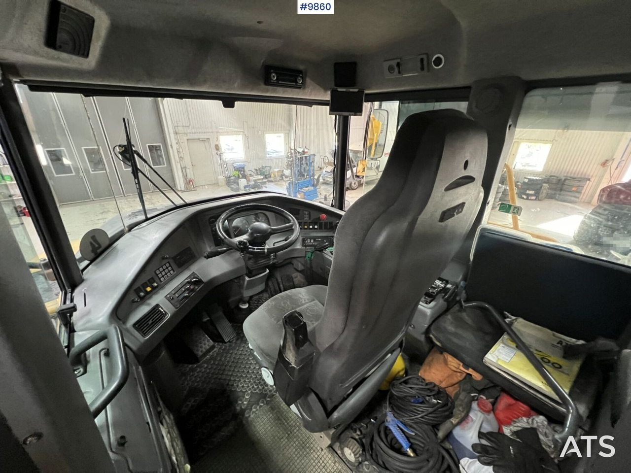 Dumper Volvo A25D 6x6 - Artikulētias pašizgāzējs: foto 4 Dumper Volvo A25D 6x6 - Artikulētias pašizgāzējs: foto 4