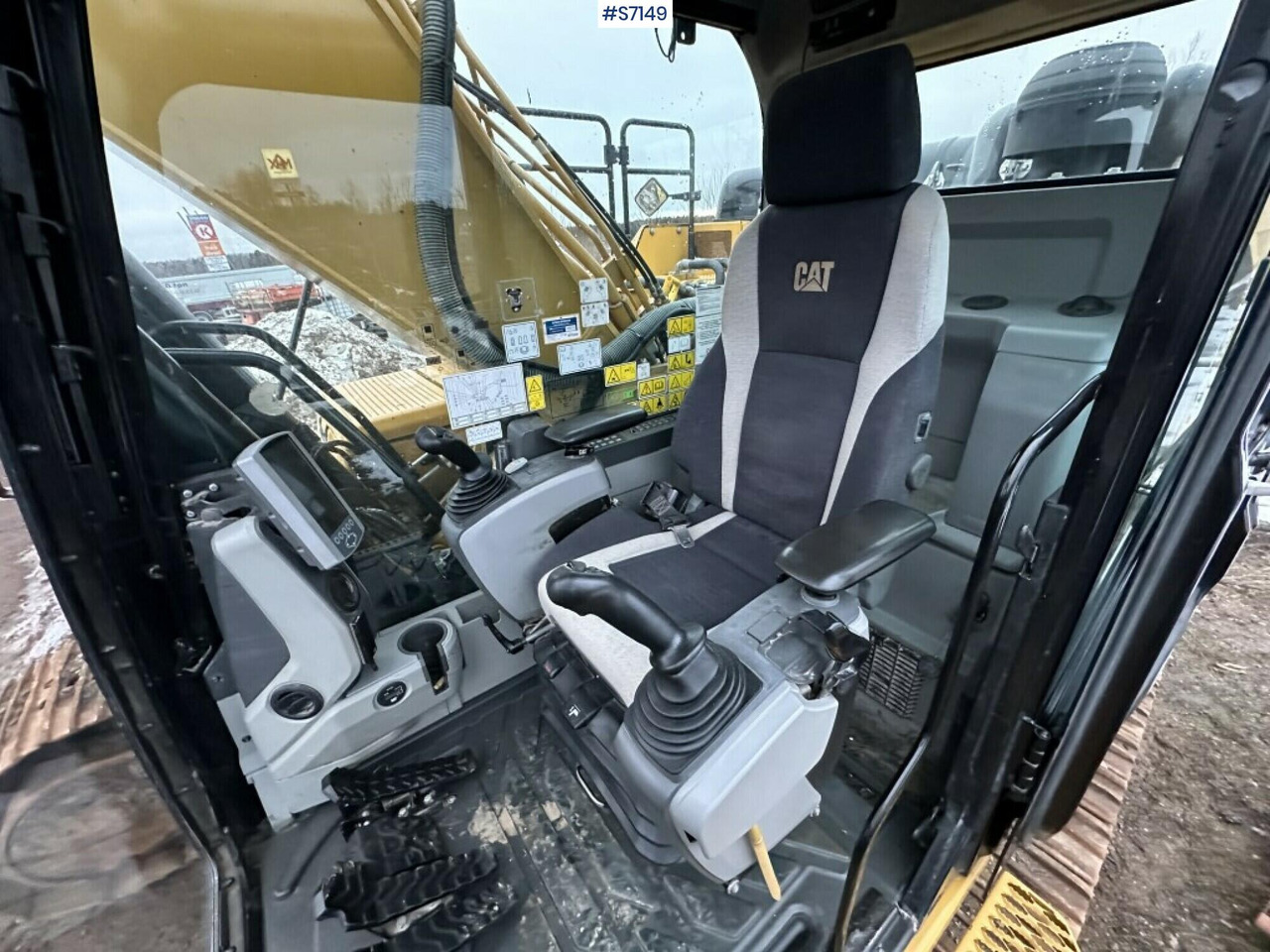 Excavator Cat 336F LXE with rotor - Ekskavators: foto 4 Excavator Cat 336F LXE with rotor - Ekskavators: foto 4