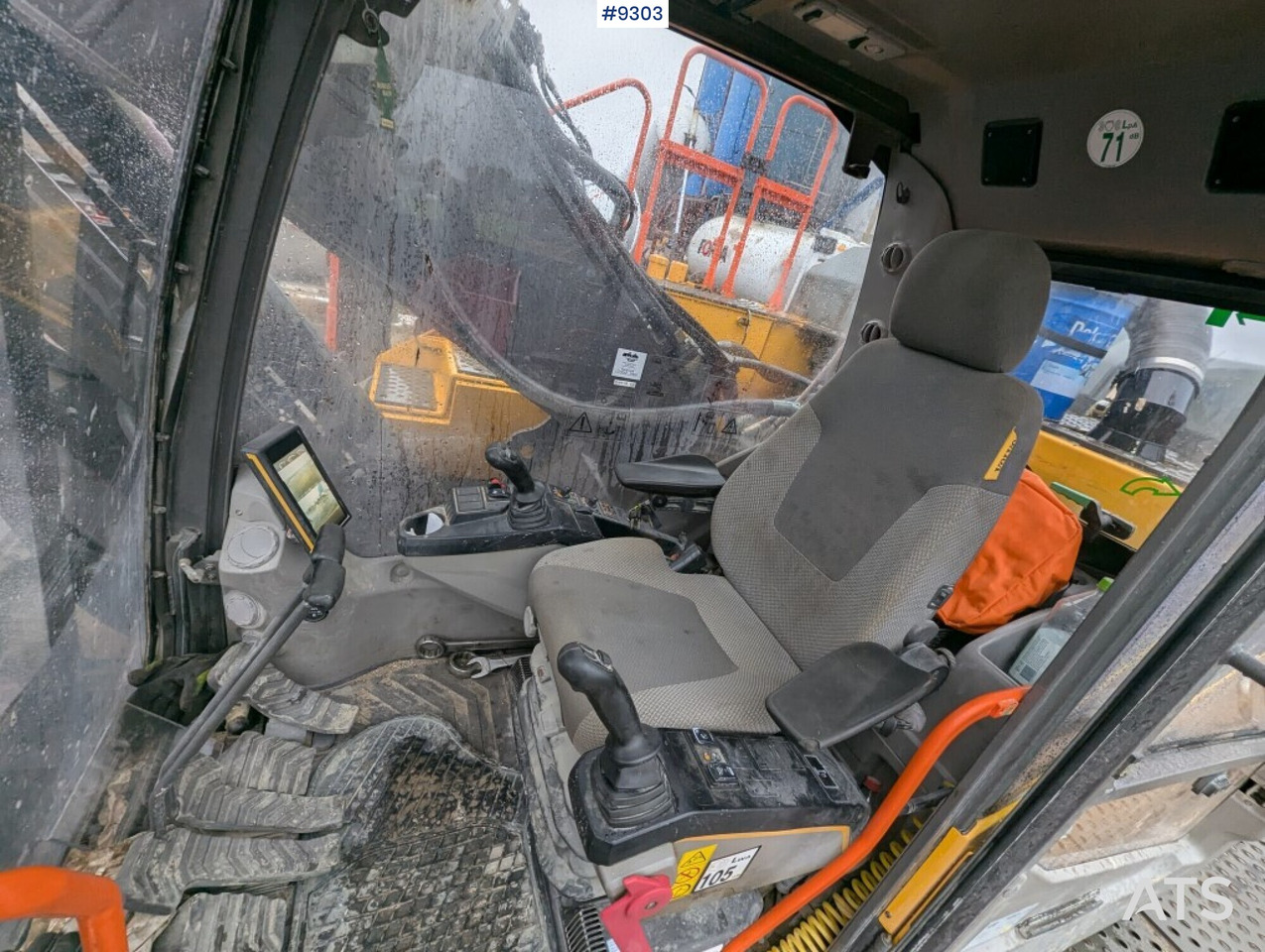 Excavator Volvo EC 380 EL (SEE VIDEO) - Kāpurķēžu ekskavators: foto 5 Excavator Volvo EC 380 EL (SEE VIDEO) - Kāpurķēžu ekskavators: foto 5