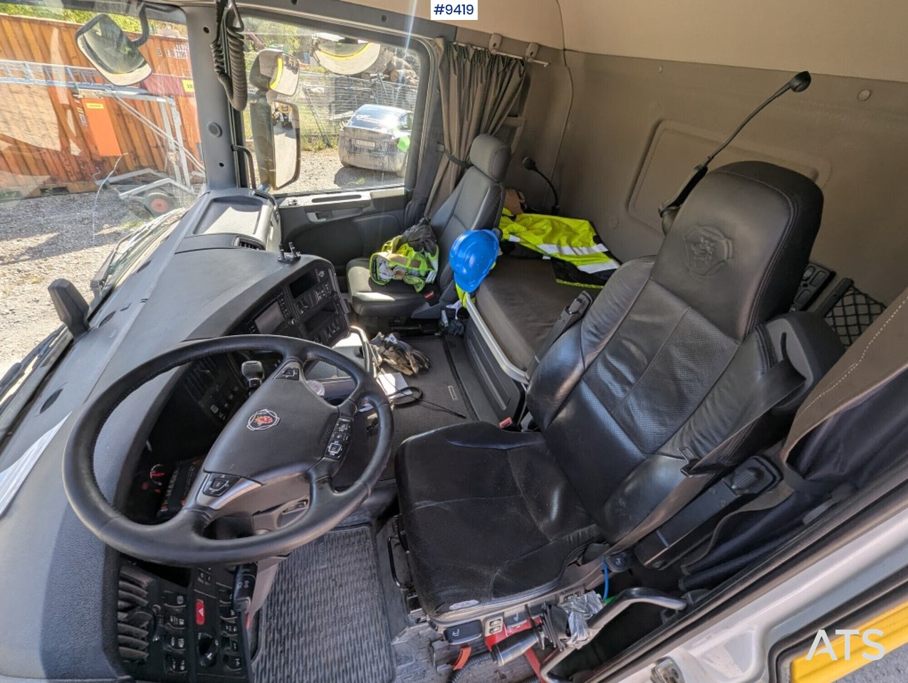 Hooklift Truck Scania R520 6x2 with flatbed - Pacēlājs ar āķi: foto 5 Hooklift Truck Scania R520 6x2 with flatbed - Pacēlājs ar āķi: foto 5
