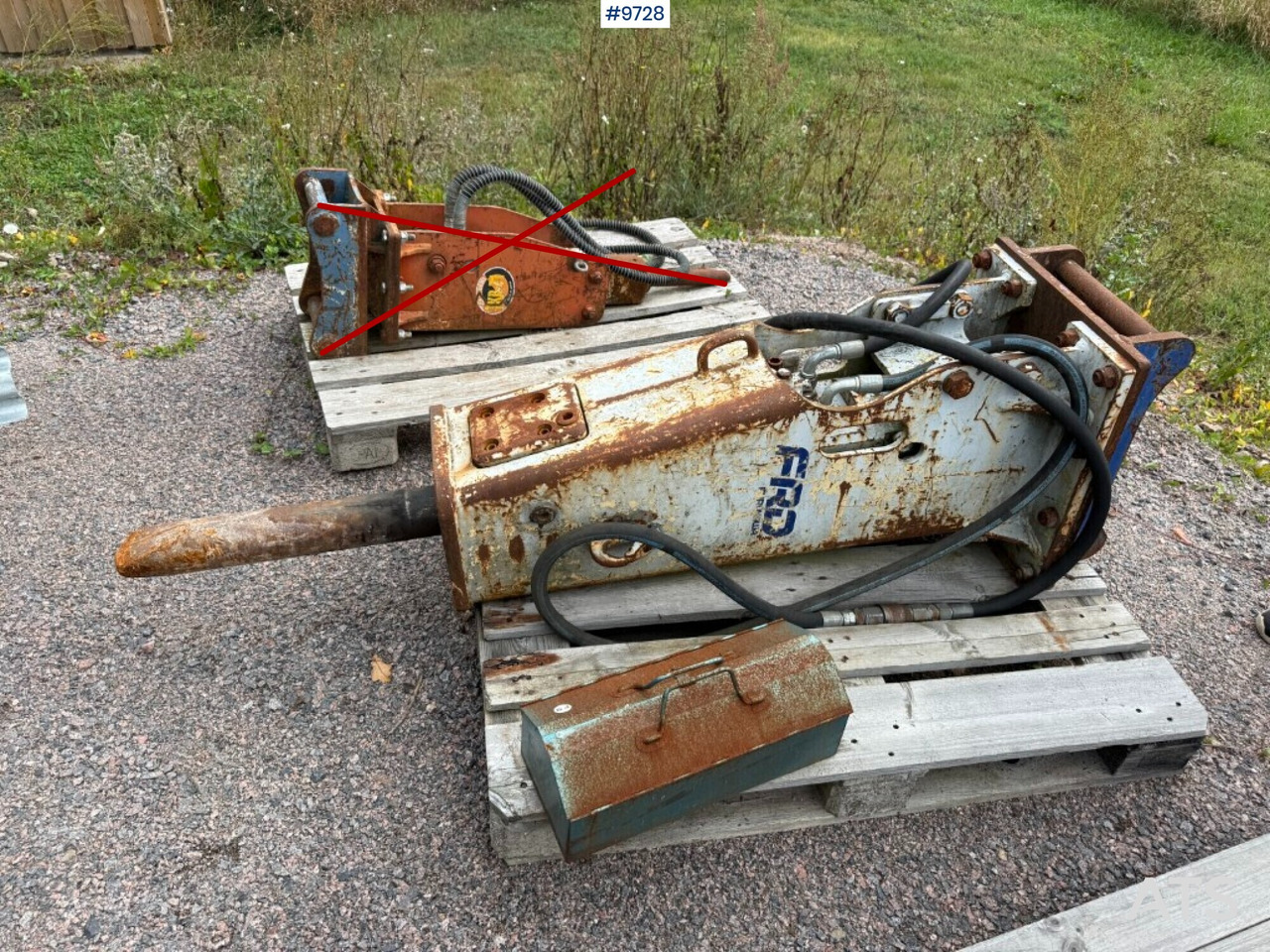 Hydraulic hammer Furukawa F9LN S45 - Hidrauliskais āmurs: foto 2 Hydraulic hammer Furukawa F9LN S45 - Hidrauliskais āmurs: foto 2