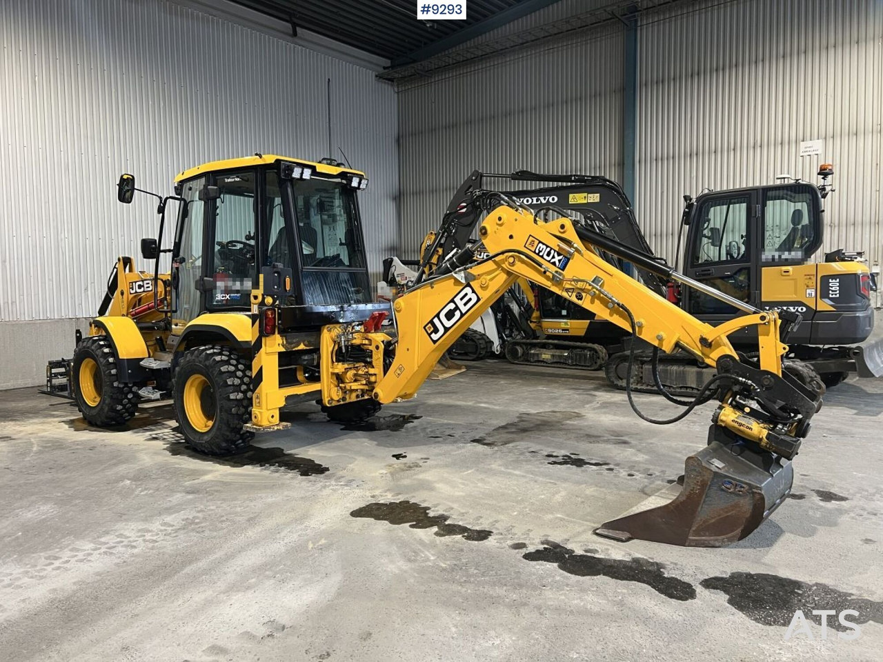 JCB 3CX Compact PRO Stage V Backhoe/Loader with only 1118 hours - Ekskavators-iekrāvējs: foto 2 JCB 3CX Compact PRO Stage V Backhoe/Loader with only 1118 hours - Ekskavators-iekrāvējs: foto 2