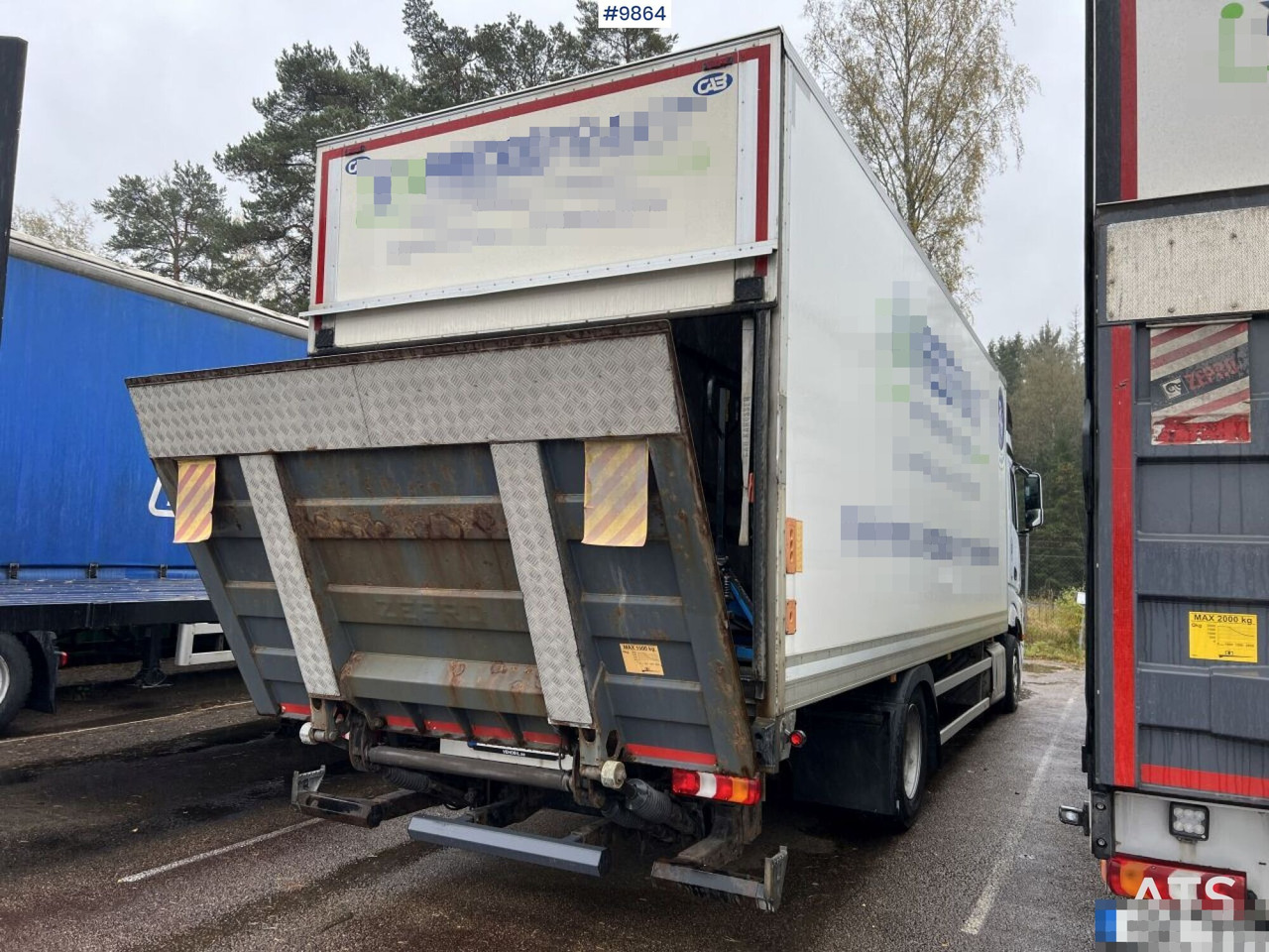 MERCEDES-BENZ ACTROS 963-0-A Box truck with tail lift - Kravas automašīna ar slēgto virsbūvi: foto 3 MERCEDES-BENZ ACTROS 963-0-A Box truck with tail lift - Kravas automašīna ar slēgto virsbūvi: foto 3