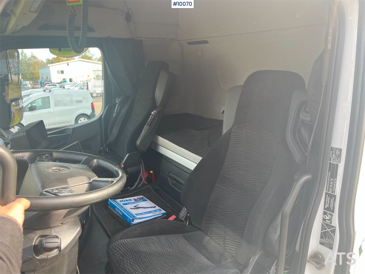 Pacēlājs ar āķi Mercedes Benz Complete Snow Plow Truck: foto 14 Pacēlājs ar āķi Mercedes Benz Complete Snow Plow Truck: foto 14