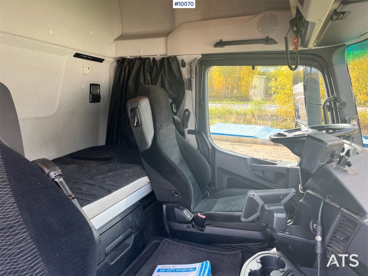 Pacēlājs ar āķi Mercedes Benz Complete Snow Plow Truck: foto 6 Pacēlājs ar āķi Mercedes Benz Complete Snow Plow Truck: foto 6