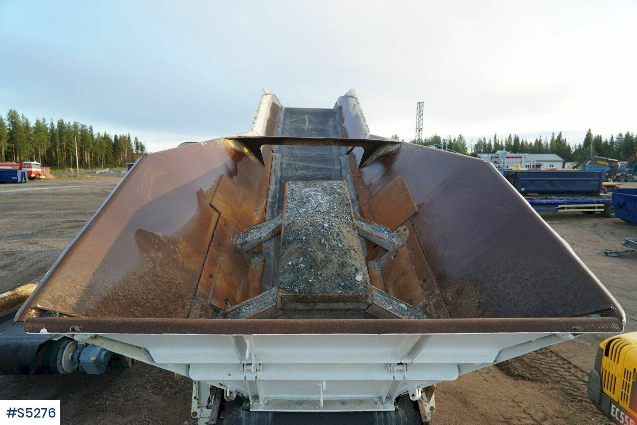 Metso Lokotrack LT 300HP Crusher on tracks - Drupinātājs: foto 5 Metso Lokotrack LT 300HP Crusher on tracks - Drupinātājs: foto 5