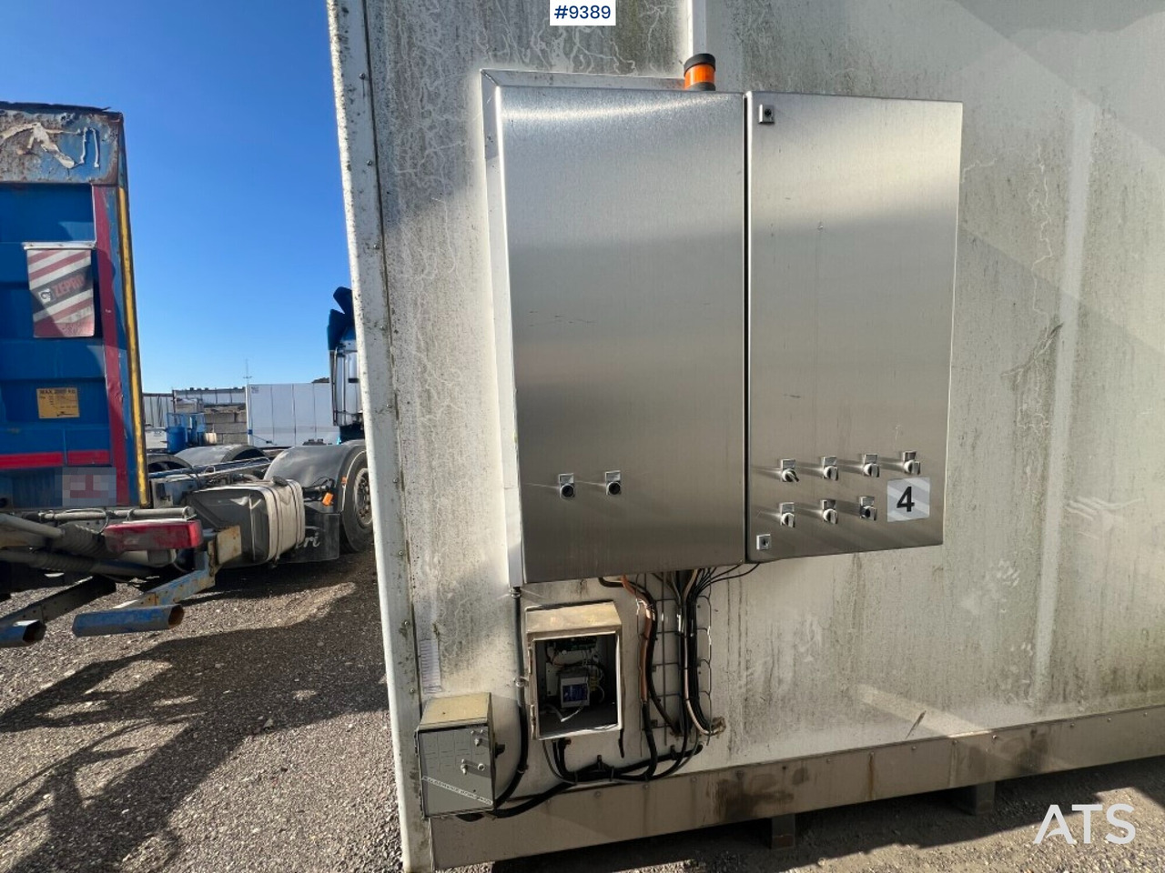 Refrigerated trailer box - Lagab - 6ton - Maināmā virsbūve - refrižerators: foto 3 Refrigerated trailer box - Lagab - 6ton - Maināmā virsbūve - refrižerators: foto 3