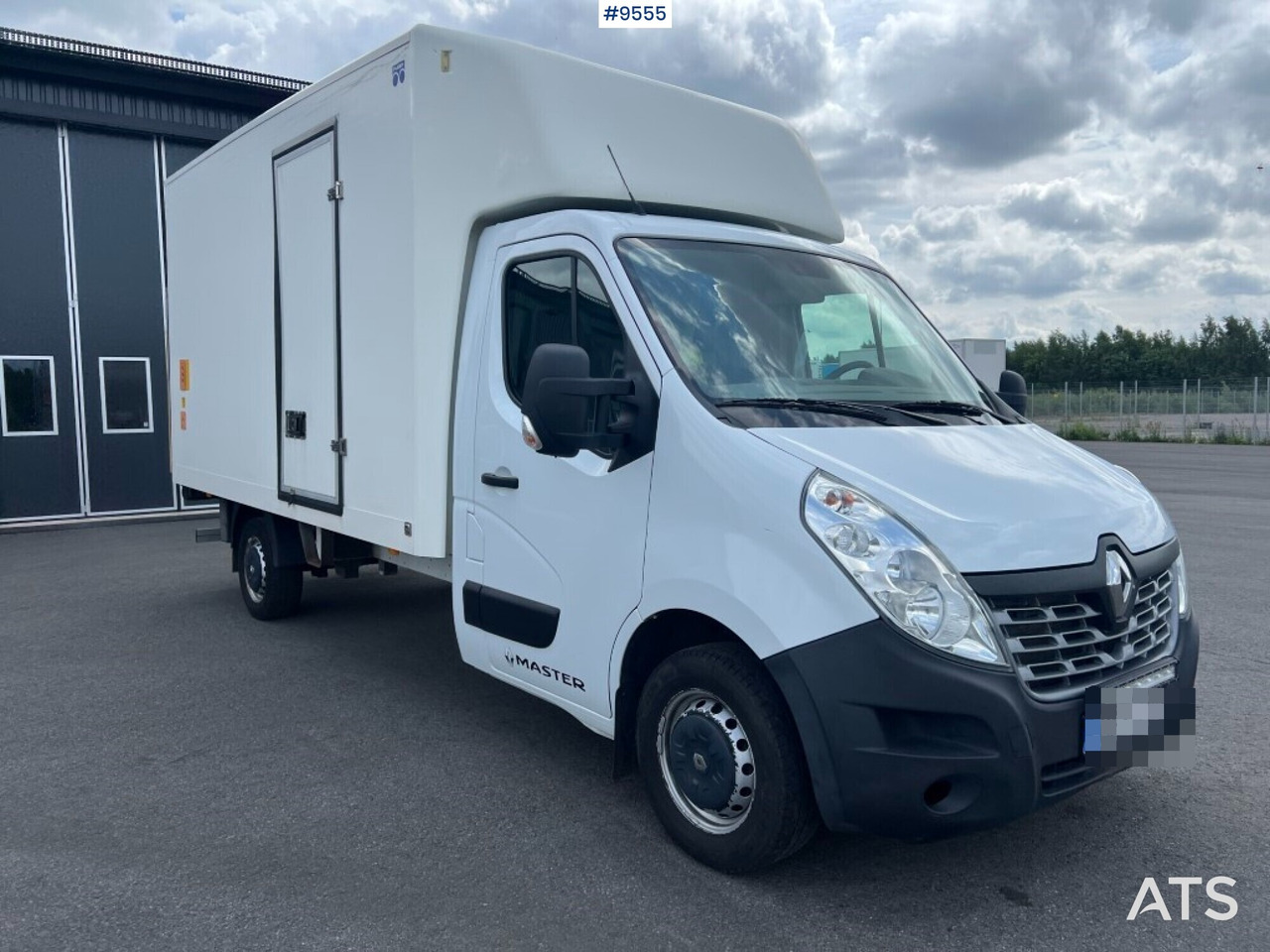 Renault Master with tail lift - Furgons ar slēgtā virsbūve: foto 2 Renault Master with tail lift - Furgons ar slēgtā virsbūve: foto 2