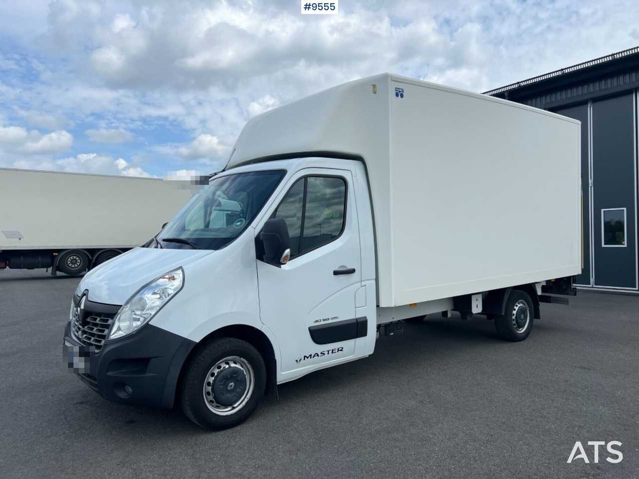 Renault Master with tail lift - Furgons ar slēgtā virsbūve: foto 1 Renault Master with tail lift - Furgons ar slēgtā virsbūve: foto 1