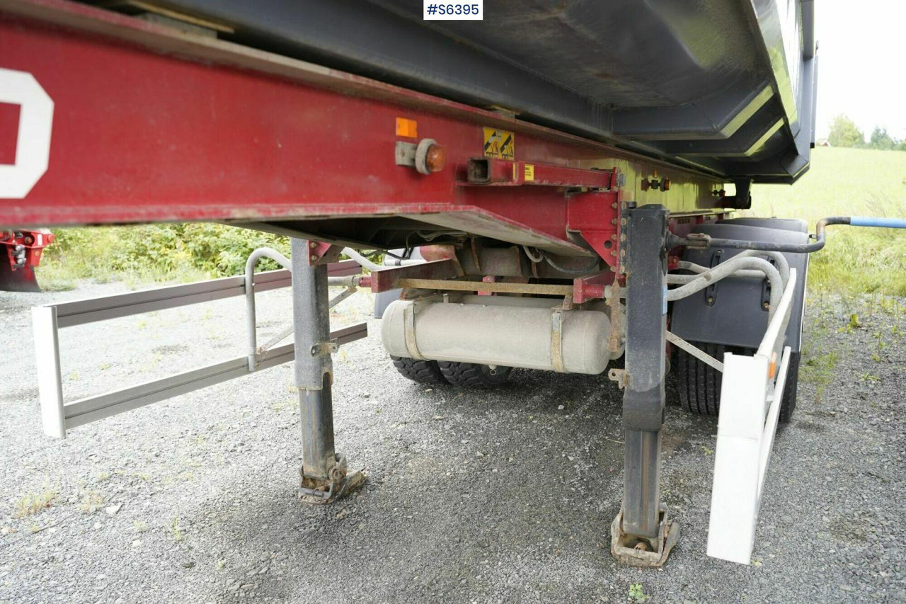 SLP Tipper Trailer - Puspiekabe pašizgāzējs: foto 5 SLP Tipper Trailer - Puspiekabe pašizgāzējs: foto 5