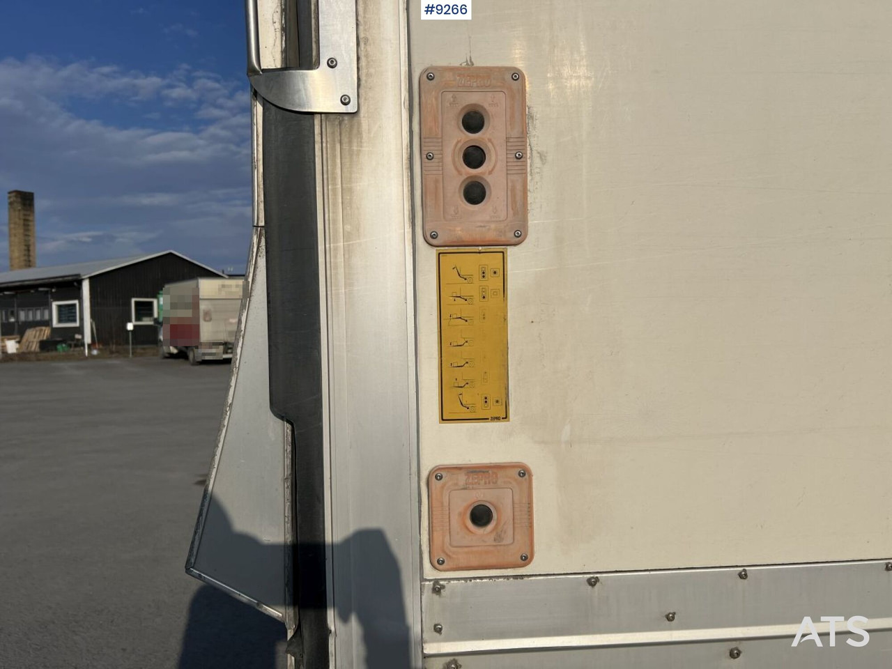 Kravas automašīna ar slēgto virsbūvi Scania P280 Van with tailgate lift: foto 20