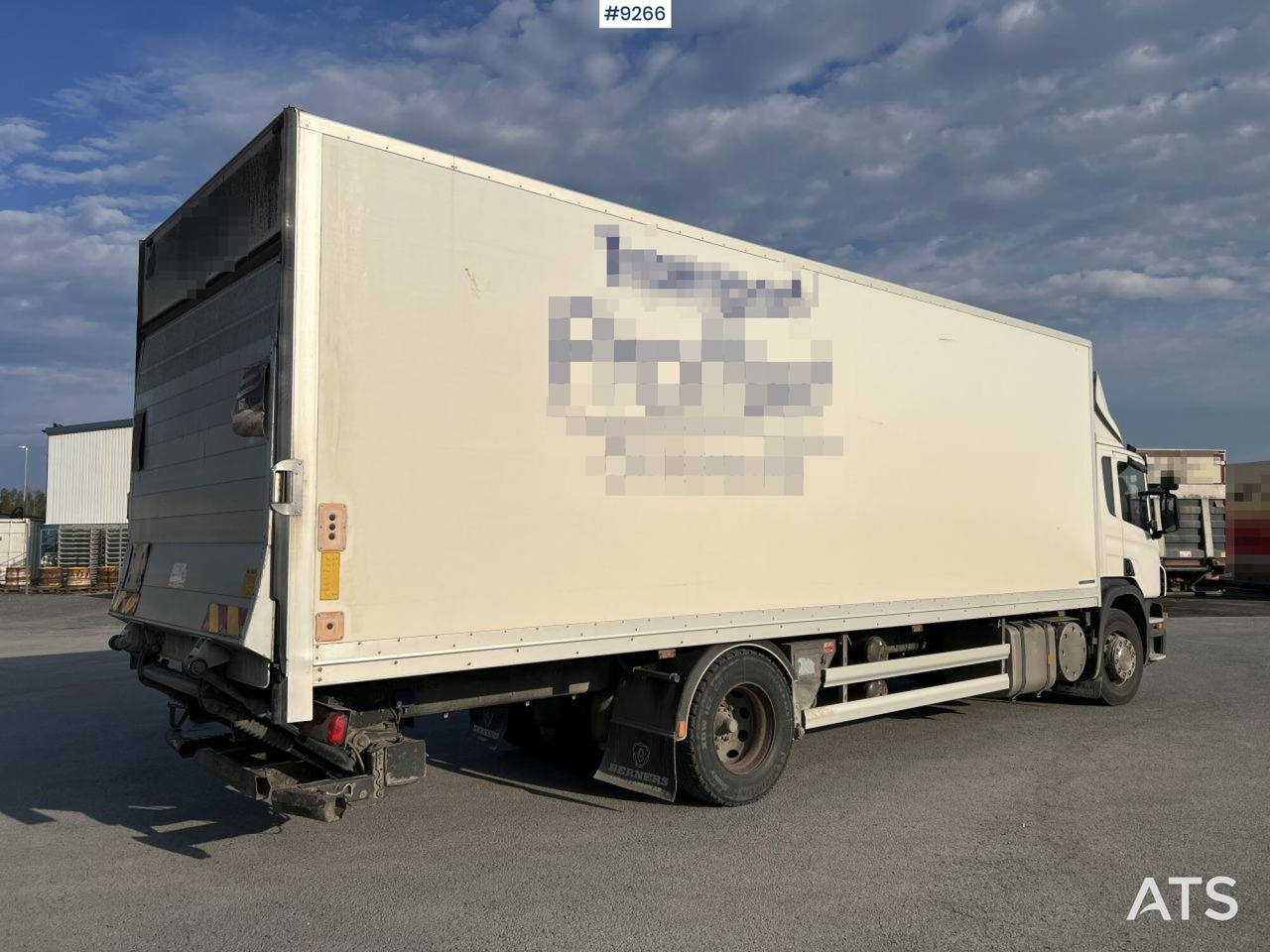 Kravas automašīna ar slēgto virsbūvi Scania P280 Van with tailgate lift: foto 9
