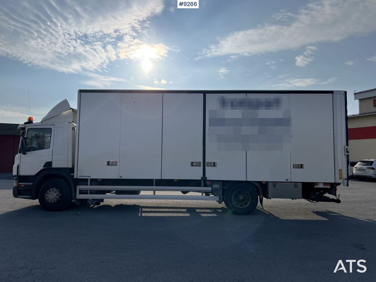 Kravas automašīna ar slēgto virsbūvi Scania P280 Van with tailgate lift: foto 12