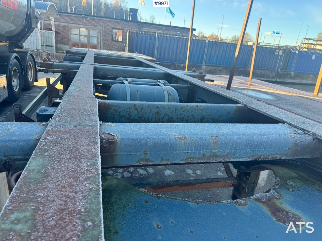 Schweriner CS40 container chassis. - Puspiekabe šasija: foto 2 Schweriner CS40 container chassis. - Puspiekabe šasija: foto 2