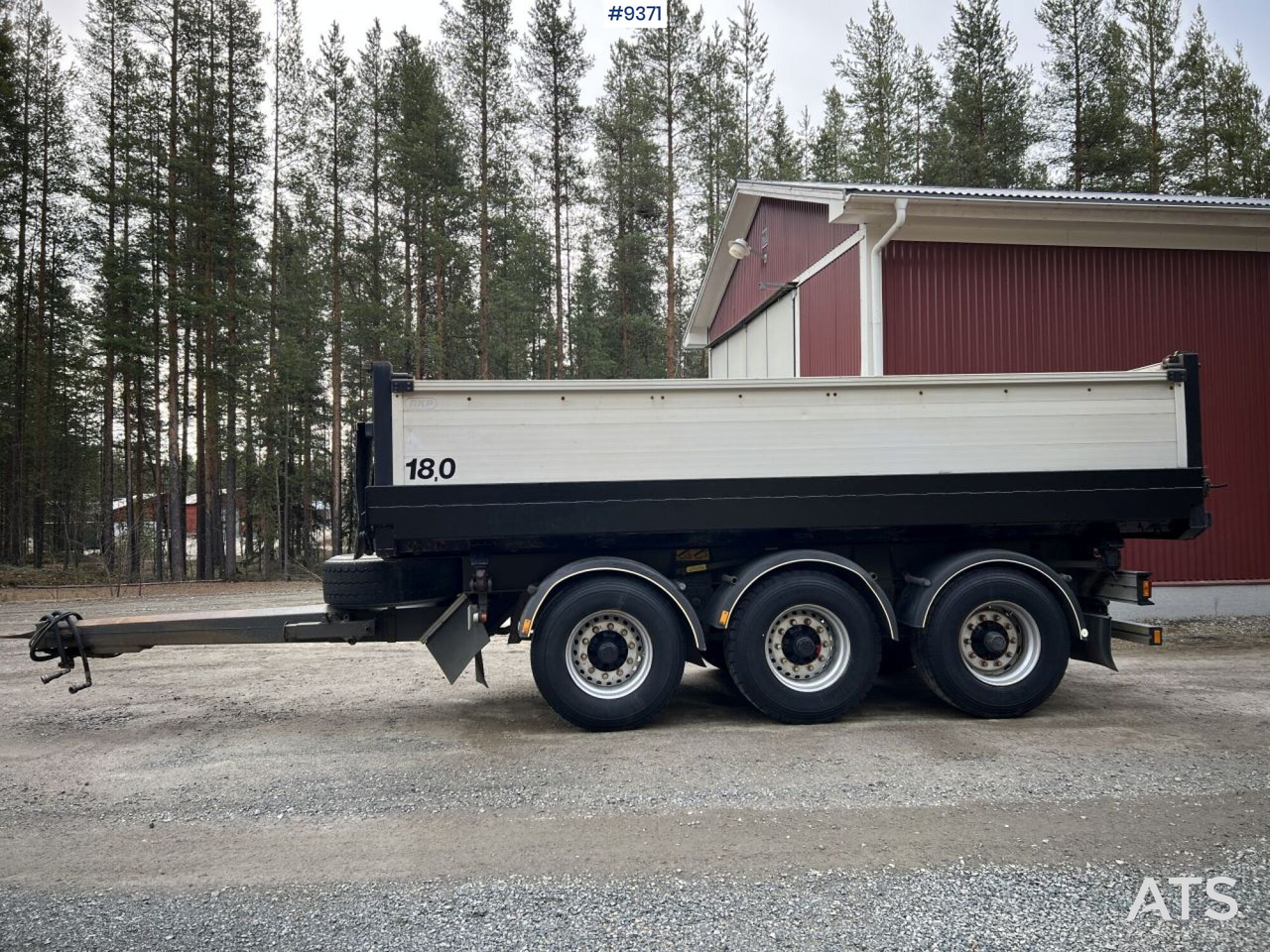 TIPPER TRAILER RKP 3 5,8SV - Piekabe pašizgāzējs: foto 1 TIPPER TRAILER RKP 3 5,8SV - Piekabe pašizgāzējs: foto 1