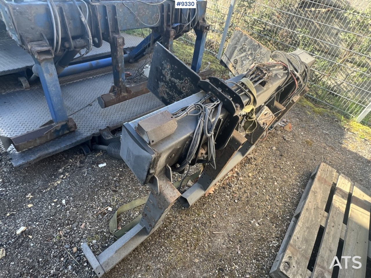 Tail lift Zepro Z2000-175MA - Kravas lifts: foto 5 Tail lift Zepro Z2000-175MA - Kravas lifts: foto 5