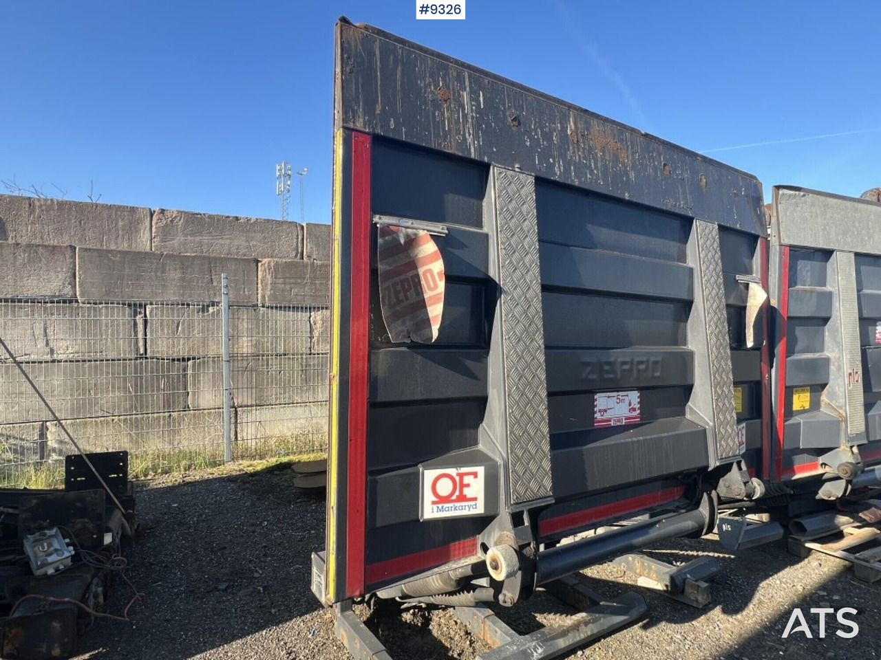 Tail lift Zepro Z2000-175MA - Kravas lifts: foto 2 Tail lift Zepro Z2000-175MA - Kravas lifts: foto 2
