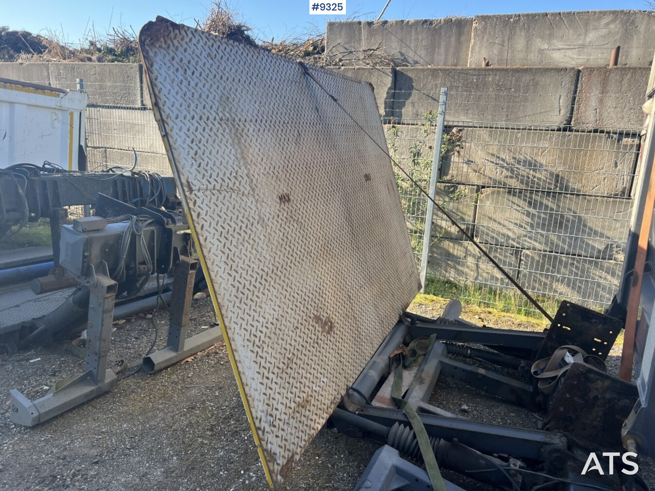 Tail lift- Zepro- ZHD 2000-175 MA - Kravas lifts: foto 2 Tail lift- Zepro- ZHD 2000-175 MA - Kravas lifts: foto 2