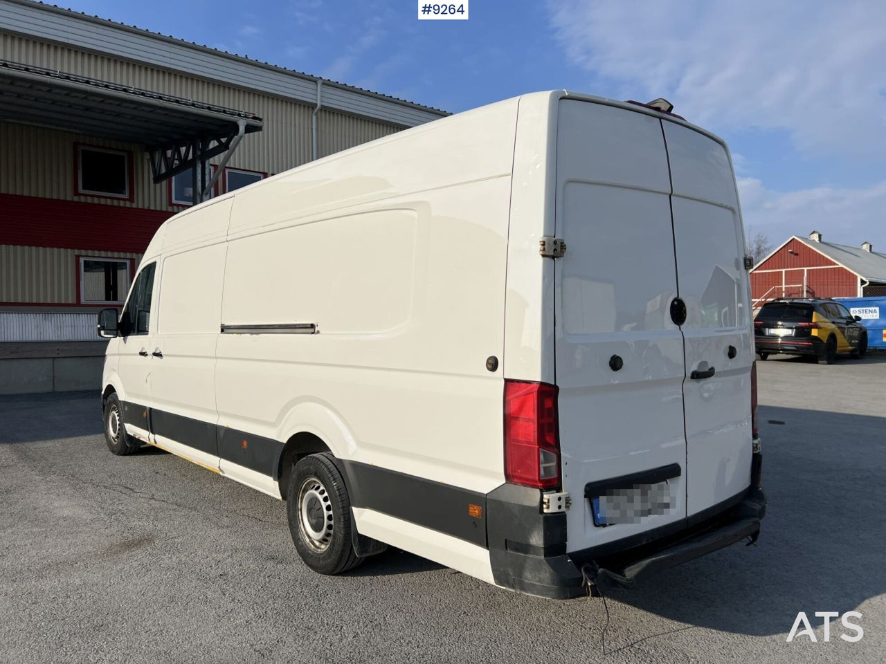 Volkswagen Crafter Maxiskåp Box Truck - Kravas automašīna ar slēgto virsbūvi: foto 2 Volkswagen Crafter Maxiskåp Box Truck - Kravas automašīna ar slēgto virsbūvi: foto 2