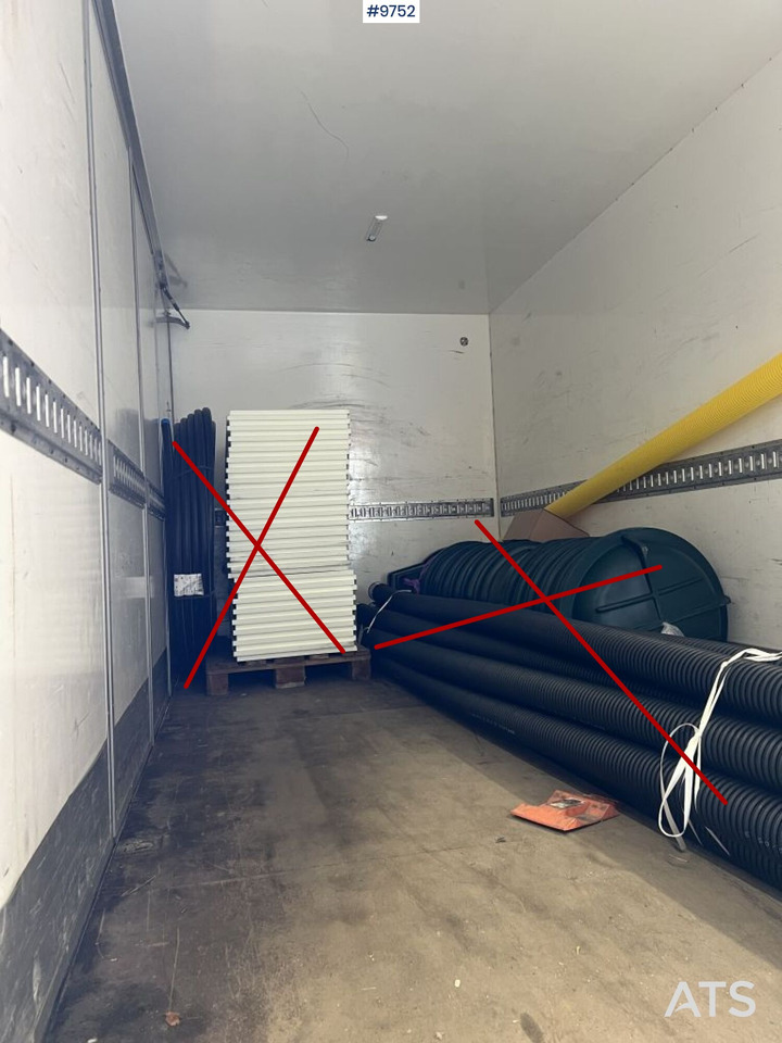 Volkswagen Crafter with tail lift - Furgons ar slēgtā virsbūve: foto 4 Volkswagen Crafter with tail lift - Furgons ar slēgtā virsbūve: foto 4