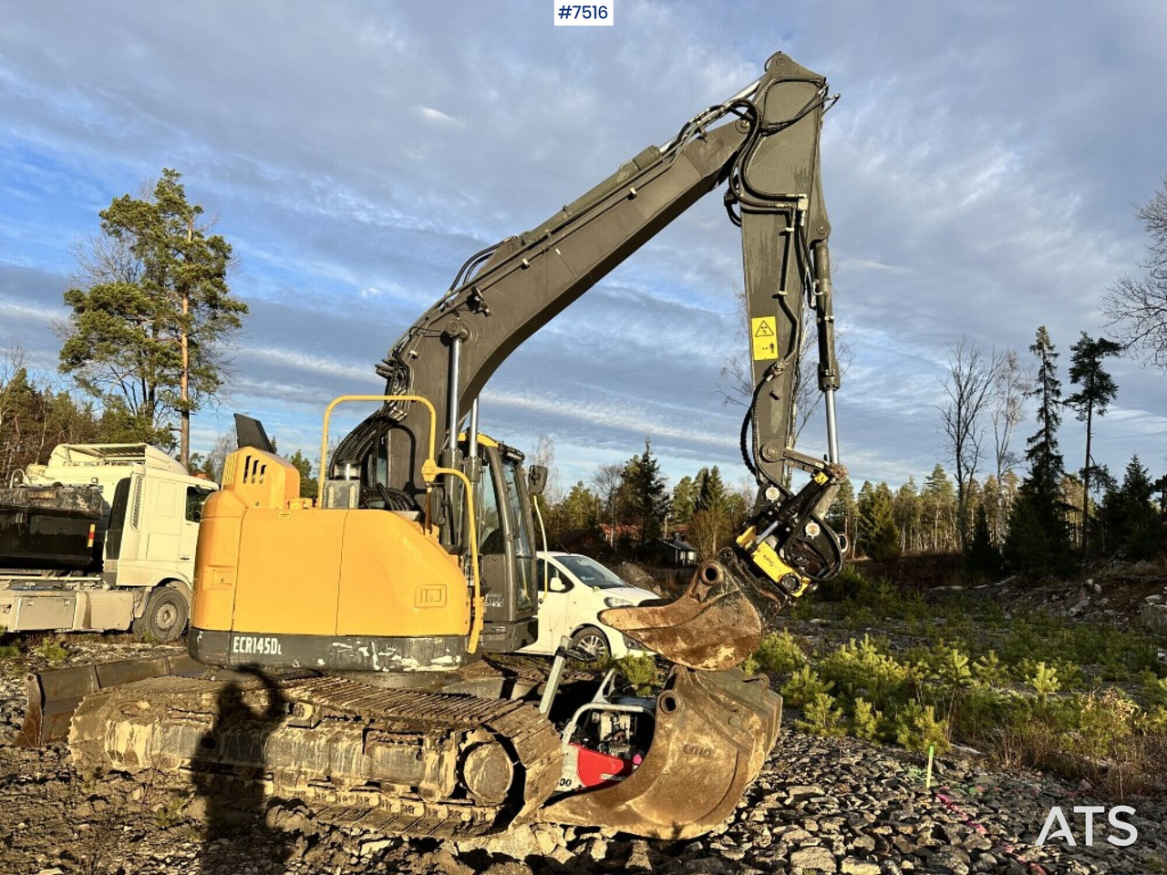 Volvo ECR145DL Crawler excavator with rotor and buckets - Kāpurķēžu ekskavators: foto 1 Volvo ECR145DL Crawler excavator with rotor and buckets - Kāpurķēžu ekskavators: foto 1