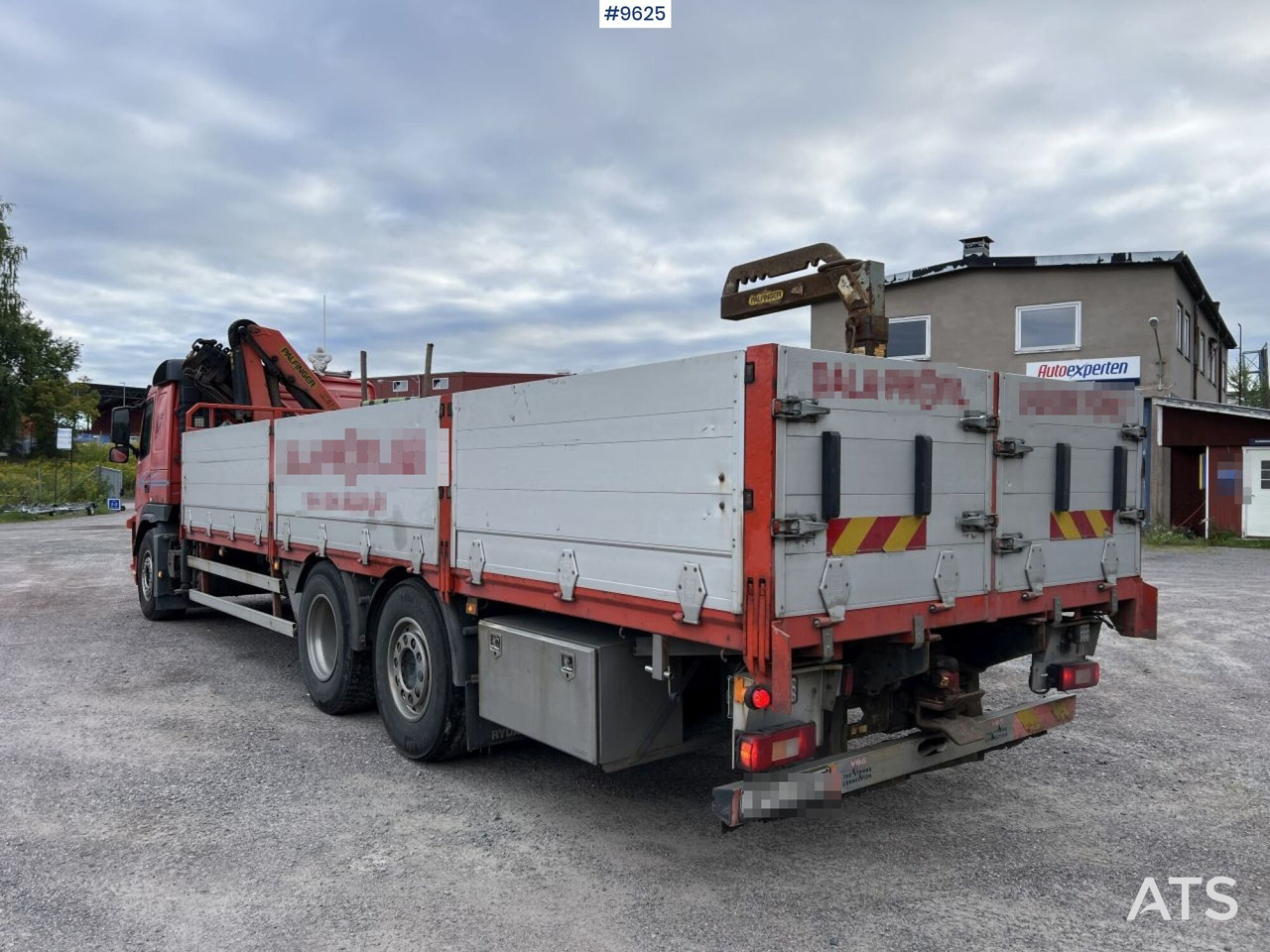 Volvo FM 380 6*2 Crane truck - Kravas auto ar manipulatoru, Bortu kravas automašīna/ Platforma: foto 3 Volvo FM 380 6*2 Crane truck - Kravas auto ar manipulatoru, Bortu kravas automašīna/ Platforma: foto 3