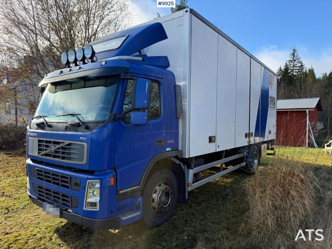 Volvo FM9 4X2 Recreational Vehicle (RV) - Kravas automašīna ar slēgto virsbūvi, Kemperis: foto 3 Volvo FM9 4X2 Recreational Vehicle (RV) - Kravas automašīna ar slēgto virsbūvi, Kemperis: foto 3