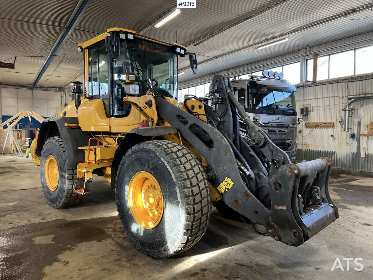 Volvo L 90 H Wheel loader (VIDEO) - Riteņu iekrāvējs: foto 2 Volvo L 90 H Wheel loader (VIDEO) - Riteņu iekrāvējs: foto 2