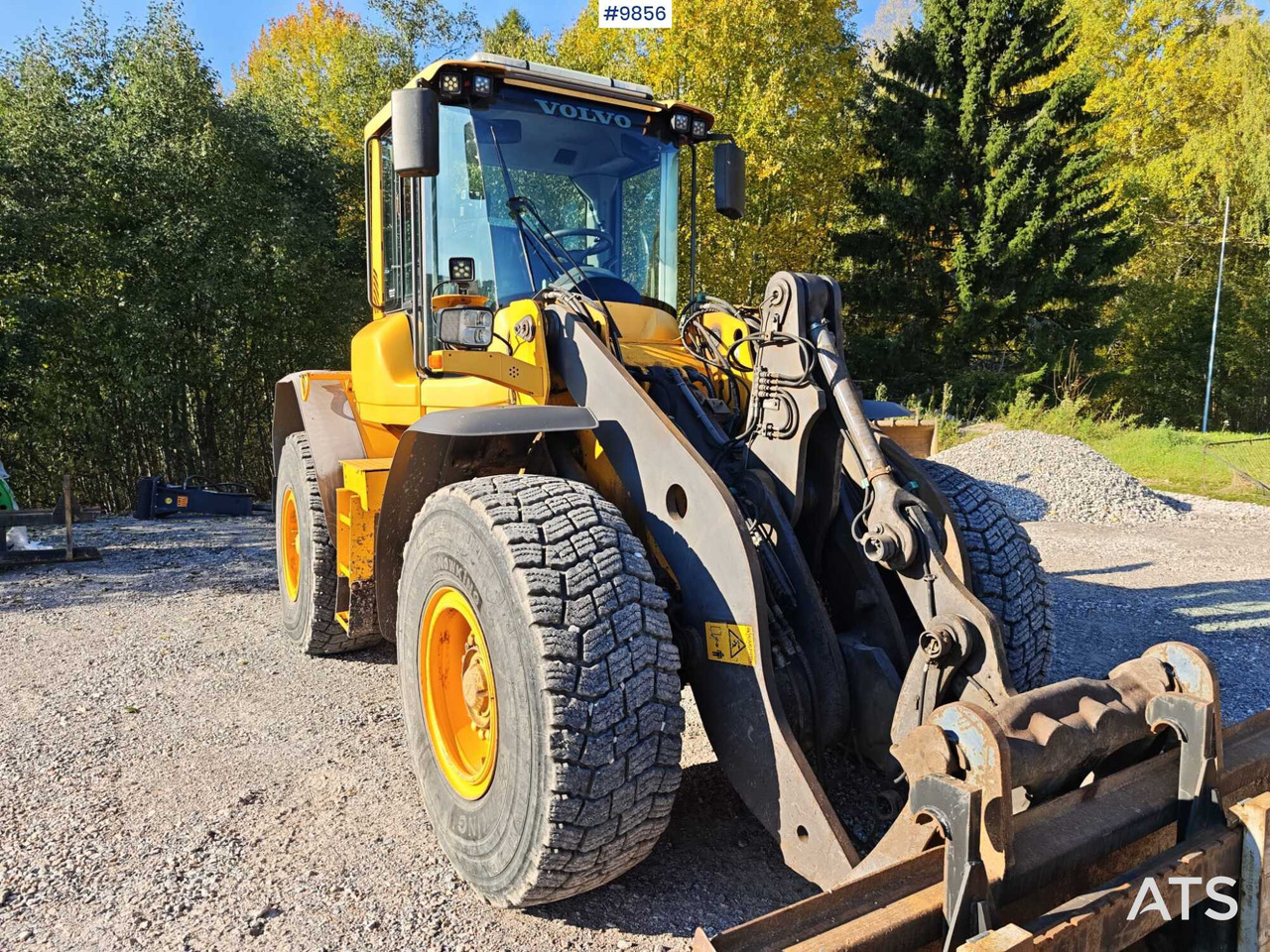 Volvo L70F Wheel Loader - Riteņu iekrāvējs: foto 4 Volvo L70F Wheel Loader - Riteņu iekrāvējs: foto 4