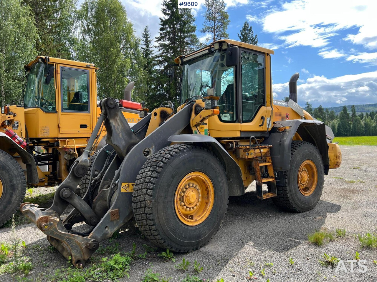 Volvo L90 G wheel loader - Riteņu iekrāvējs: foto 1 Volvo L90 G wheel loader - Riteņu iekrāvējs: foto 1