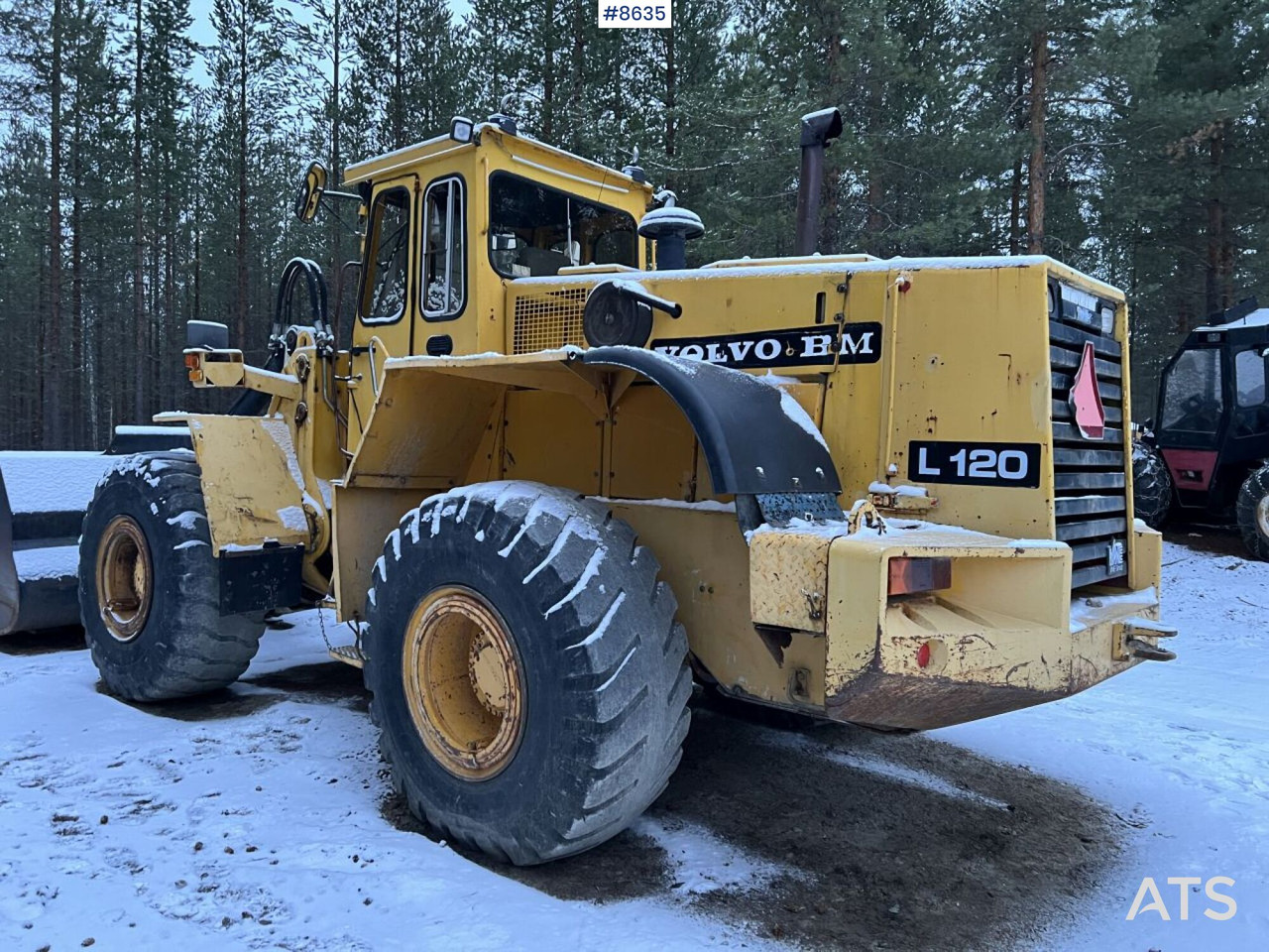 Wheel Loader Volvo BM L120 with bucket - Riteņu iekrāvējs: foto 4 Wheel Loader Volvo BM L120 with bucket - Riteņu iekrāvējs: foto 4