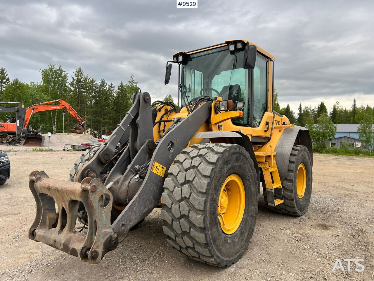 Wheel Loader Volvo L60F (SEE VIDEO) - Riteņu iekrāvējs: foto 2 Wheel Loader Volvo L60F (SEE VIDEO) - Riteņu iekrāvējs: foto 2