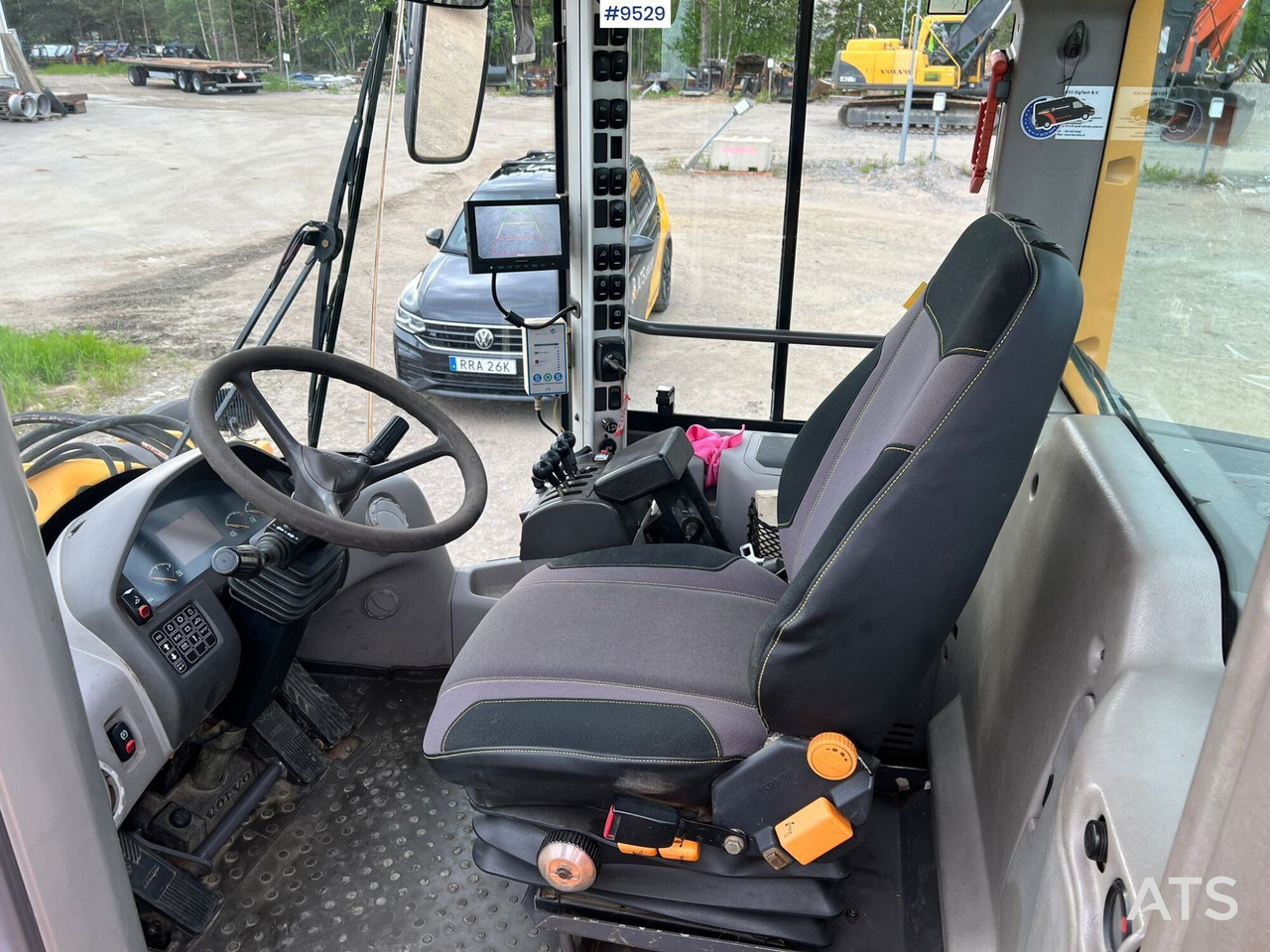 Wheel Loader Volvo L60F (SEE VIDEO) - Riteņu iekrāvējs: foto 5 Wheel Loader Volvo L60F (SEE VIDEO) - Riteņu iekrāvējs: foto 5
