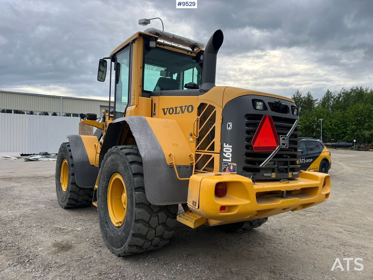 Wheel Loader Volvo L60F (SEE VIDEO) - Riteņu iekrāvējs: foto 4 Wheel Loader Volvo L60F (SEE VIDEO) - Riteņu iekrāvējs: foto 4