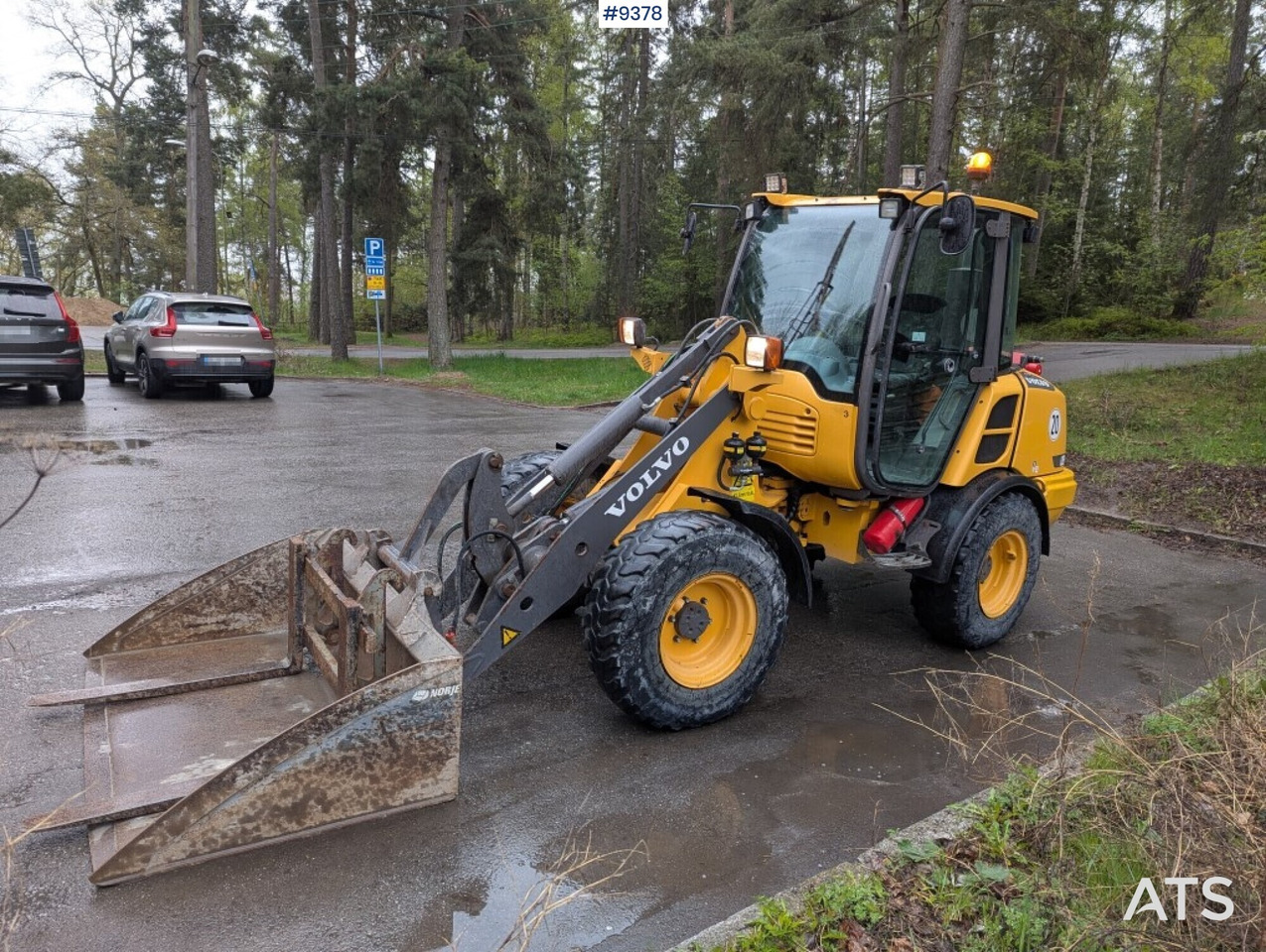 Wheel loader Volvo L25F with attachments (SEE VIDEO) - Riteņu iekrāvējs: foto 2 Wheel loader Volvo L25F with attachments (SEE VIDEO) - Riteņu iekrāvējs: foto 2