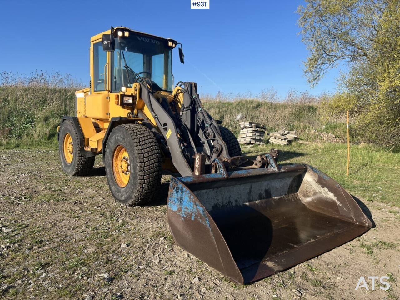 Wheel loader Volvo L50 D - Riteņu iekrāvējs: foto 1 Wheel loader Volvo L50 D - Riteņu iekrāvējs: foto 1