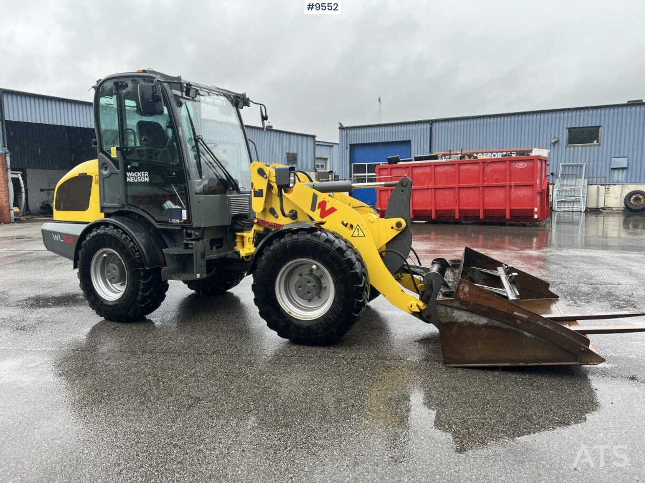 Wheel loader Wacker Neuson WL52 gears and tool stand - Riteņu iekrāvējs: foto 2 Wheel loader Wacker Neuson WL52 gears and tool stand - Riteņu iekrāvējs: foto 2