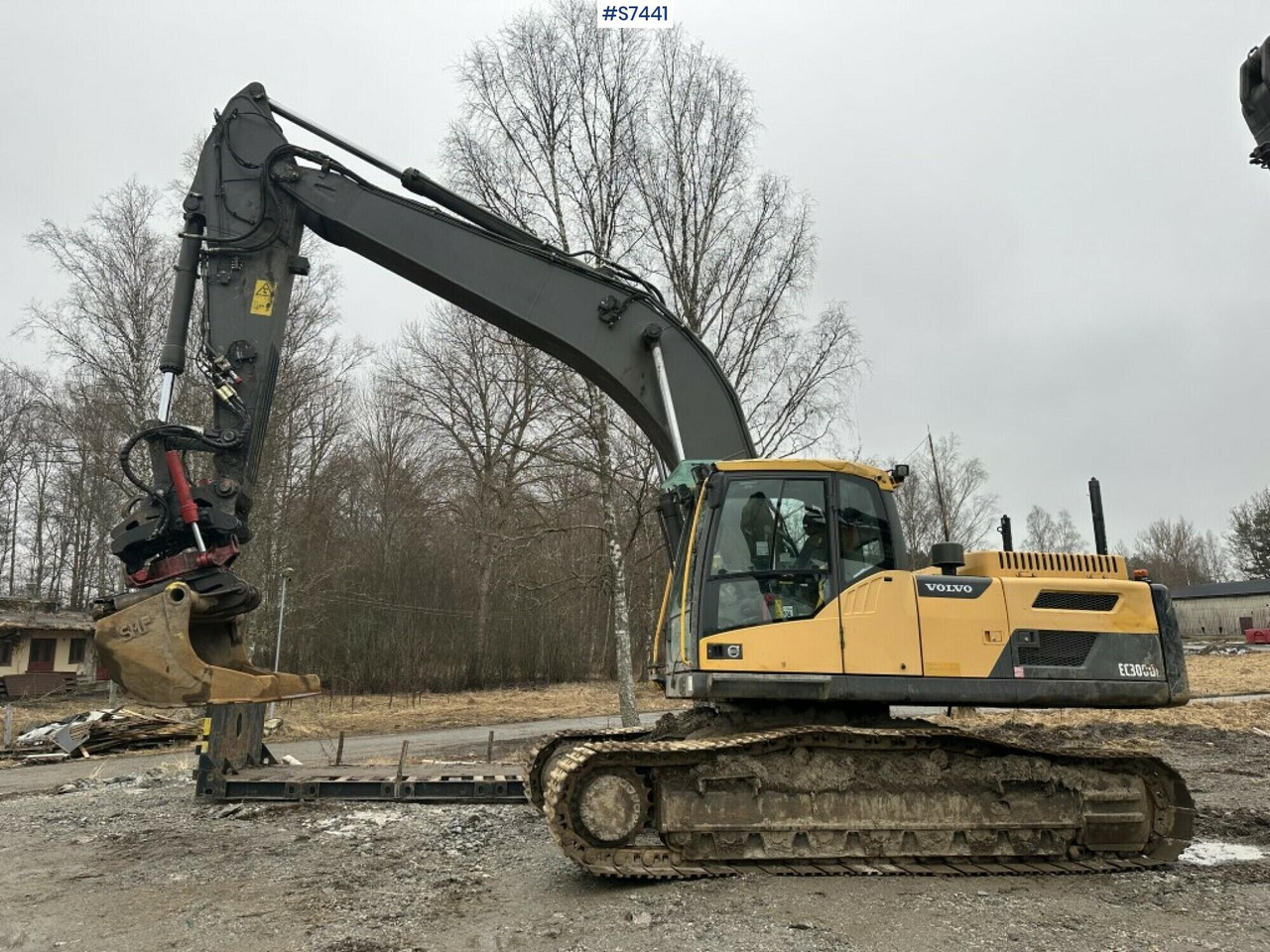 Wheeled excavator Volvo EC300 DL With rotor, digging system and buckets SEE VIDEO - Kāpurķēžu ekskavators: foto 1 Wheeled excavator Volvo EC300 DL With rotor, digging system and buckets SEE VIDEO - Kāpurķēžu ekskavators: foto 1