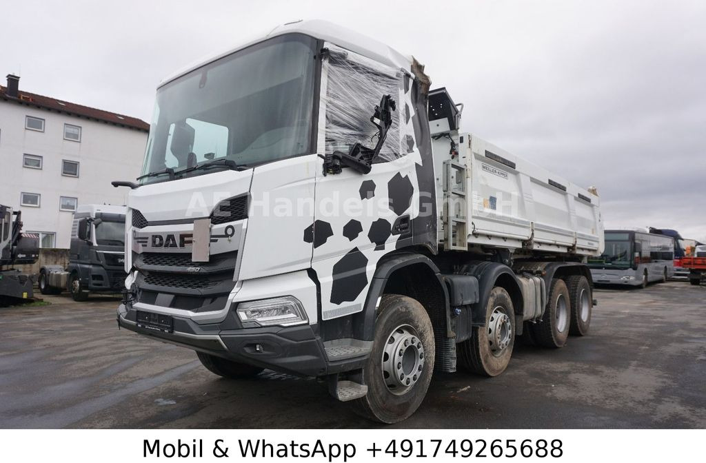Kravas automašīna pašizgāzējs DAF XDC 450 FAD BB 8x4*NEW-MOD/NEUES-MODEL/Bordmatik: foto 6